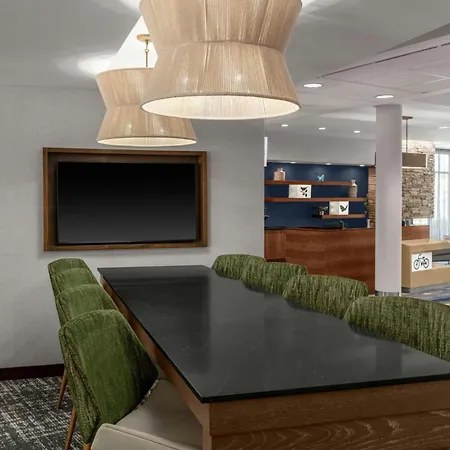 Fairfield Inn And Suites By Marriott Calhoun-2