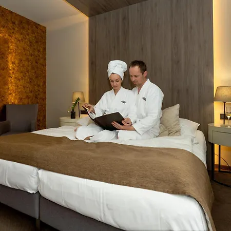 Hotel Aquacity Seasons-3