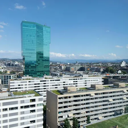 Renaissance Zurich Tower Hotel-2