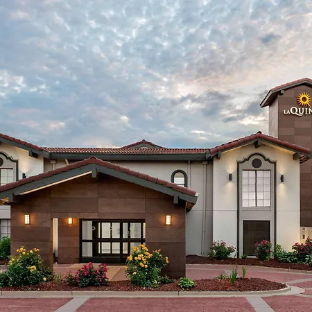 La Quinta Inn By Wyndham Columbus I-70E Reynoldsburg-2