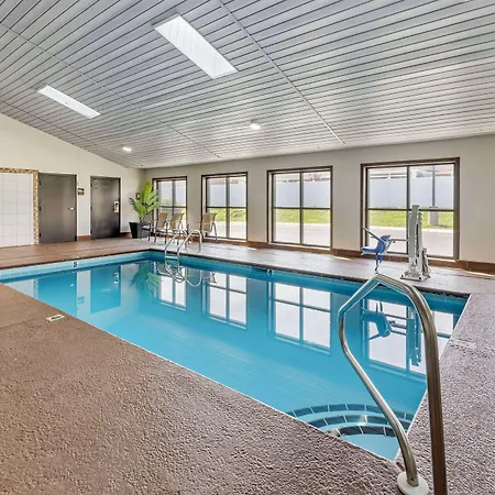 Best Western Shelbyville Inn And Suites Celebration Inn-3