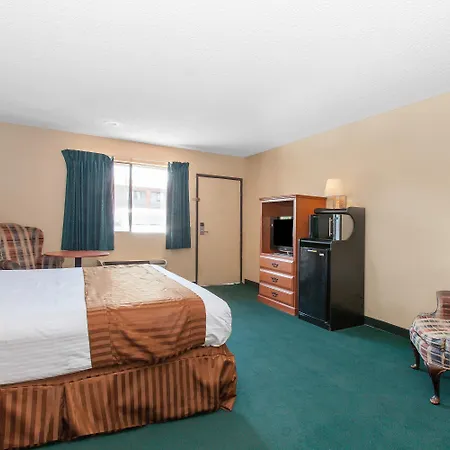 America'S Best Value Inn & Suites Bakersfield Central-3