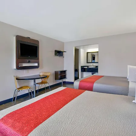Motel 6 Victorville-2