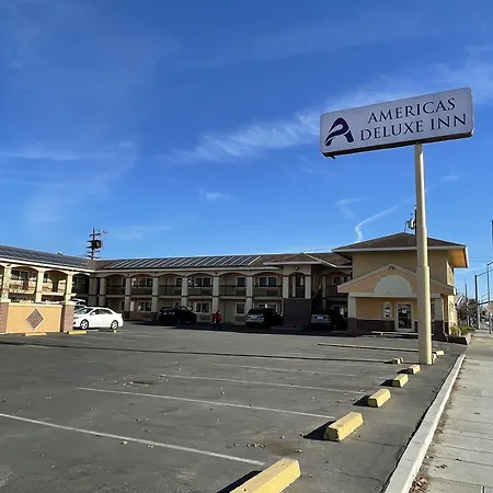 Americas Deluxe Inn- Marysville-3