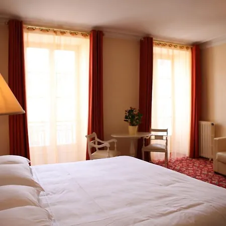Hôtel Le Roncevaux-2