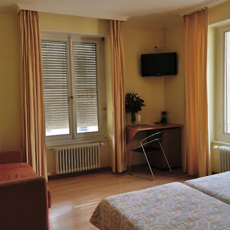 Hotel Moderne-2