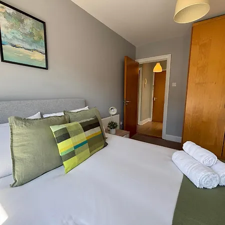 Leevin Stay Apartments City Center-3