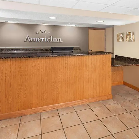 Americinn By Wyndham Iowa Falls-2