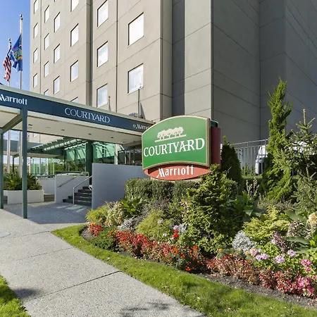 Courtyard By Marriott New York Jfk Airport-3