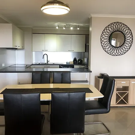 Coral Towers Holiday Suites-3