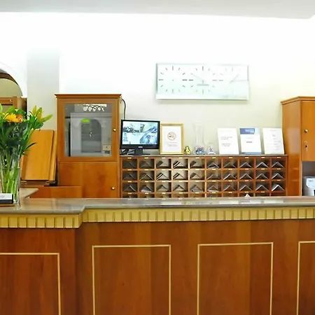 Olympic House Hotel-3