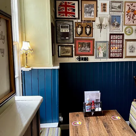 The Crown And Cushion-2
