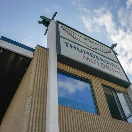 Thunderbird Motor Inn-2