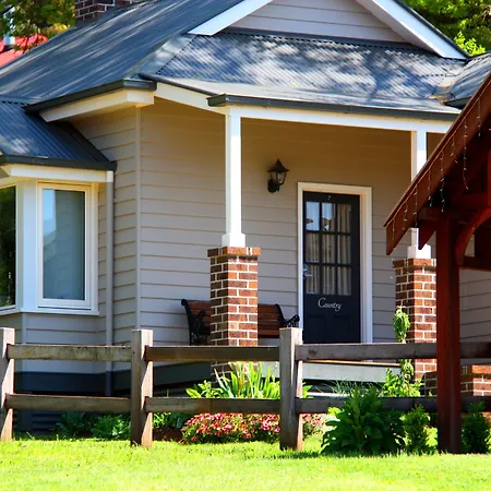 Marysville Garden Cottages-2