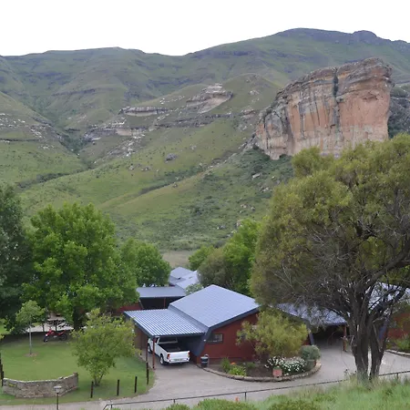 Golden Gate Hotel And Chalets-2