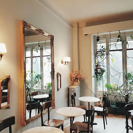 Saint Charles Hotel & Coliving Biarritz-3
