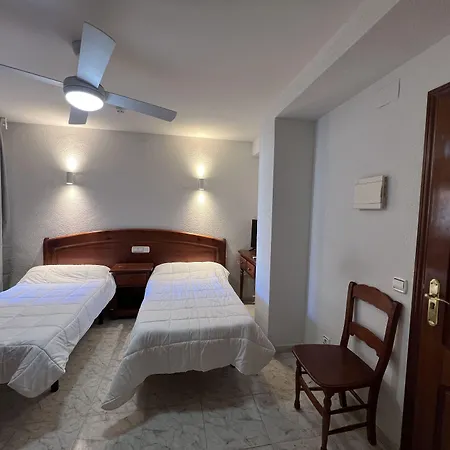 Hostal la Embajada-3
