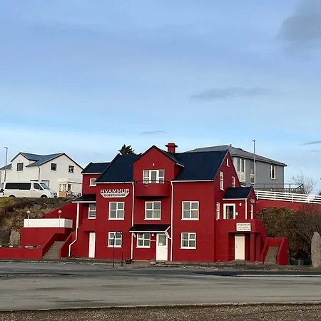 Guesthouse Hvammur By The Harbour-2