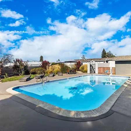 Travelodge By Wyndham Santa Rosa Wine Country-2