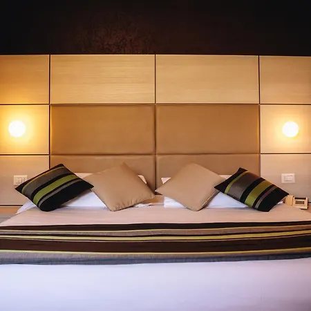 Hb Aosta Hotel & Balcony Spa-2