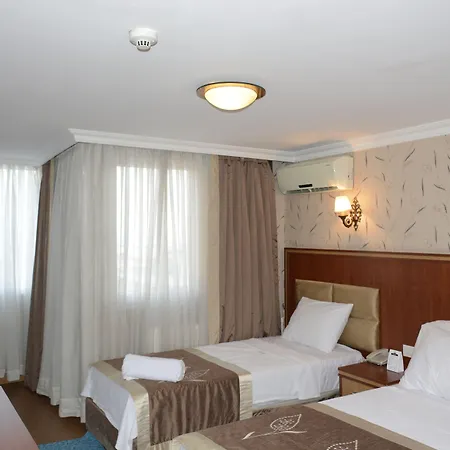 Hermanos Hotel-3