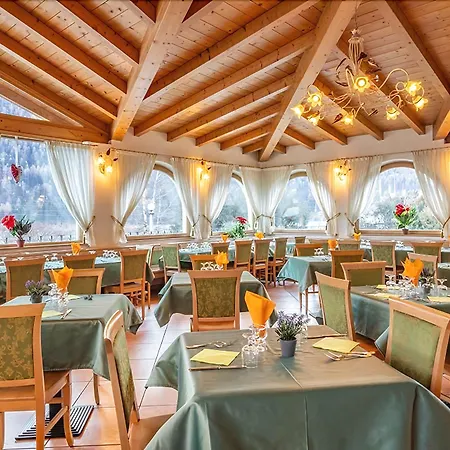 Hotel Monclassico-3