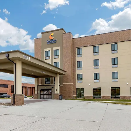 Comfort Inn & Suites West Des Moines-3
