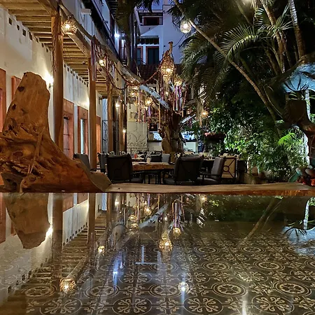 Hotel Raices De Mar-3