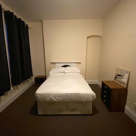 Newport Lodge-2