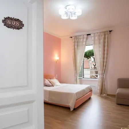BQ House Castello Luxury Rooms-3