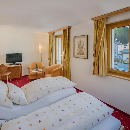 Hotel Seraina-3
