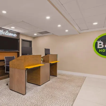 B&B Hotel Miami Airport-3