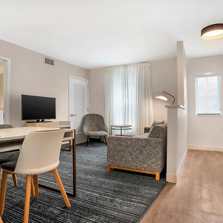 Mainstay Suites-2