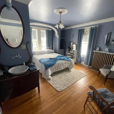 Wakamow Heights Bed And Breakfast-3