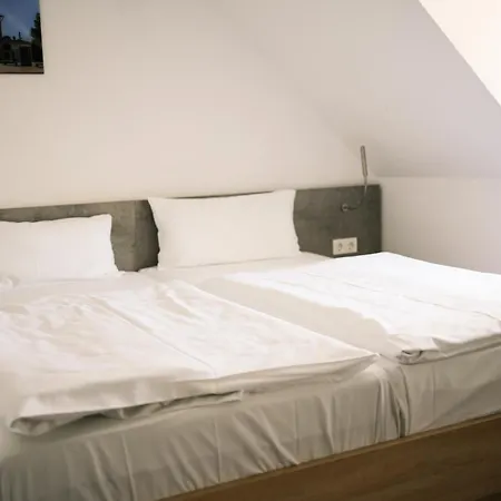 Hotel Stadt Kamen-3