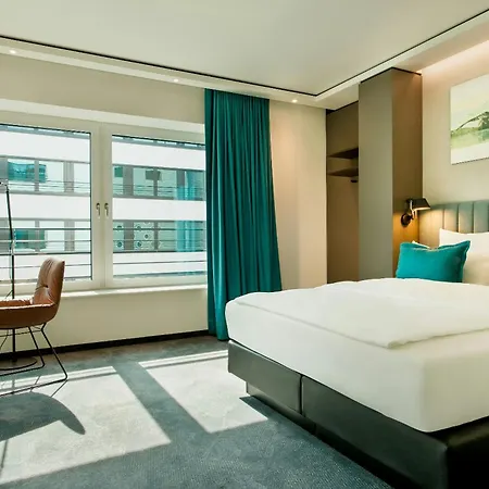 Motel One Stuttgart-Hauptbahnhof-2