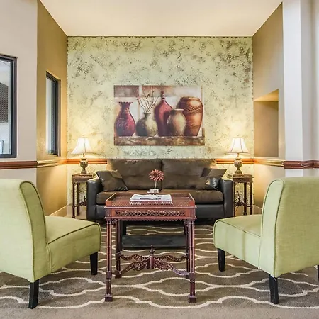 Quality Suites Graham - Burlington South-3