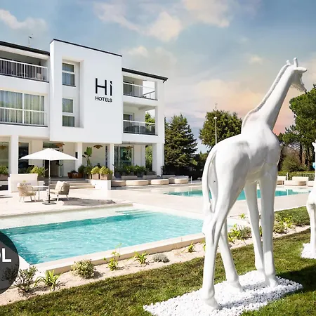 Hi Hotels Sirmione - Lakeview Pool-3