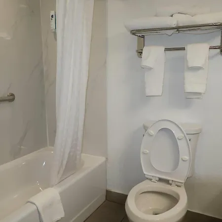 Country Inn & Suites By Radisson, Tallahassee-University Area, Fl-3