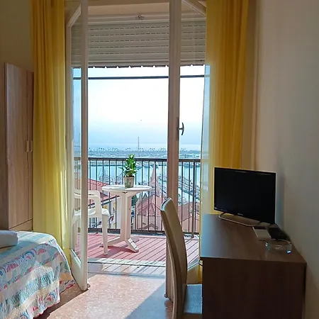 Hotel Robinia-2