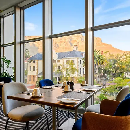 The Capital 15 On Orange Hotel & Spa-2