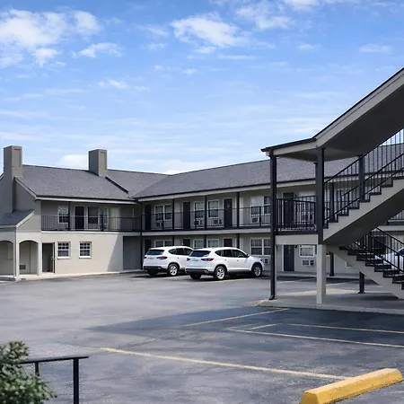 Quarters Inn&Suites-3