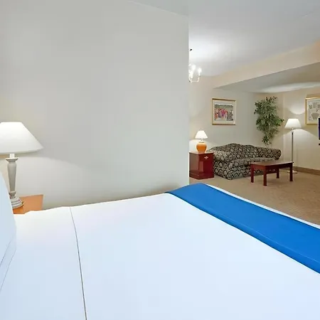 Holiday Inn Express Toronto East - Scarborough By Ihg-3