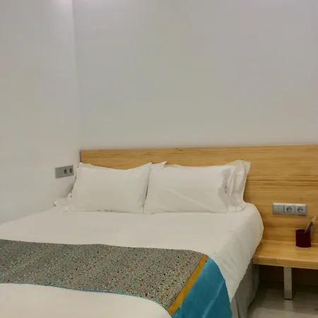 Hostal Palacio Luna-2