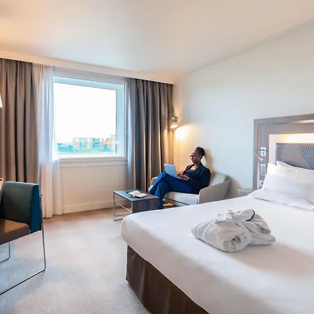 Novotel Paris 17-3