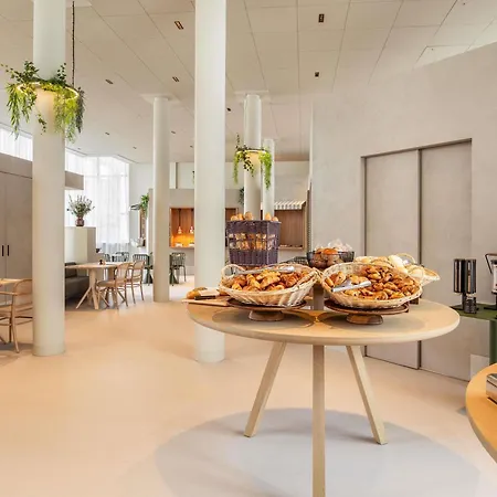Ibis Styles Brugge Centrum-2