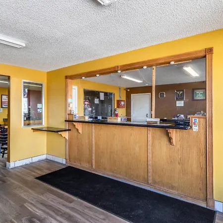 Econo Lodge Gallup West-3