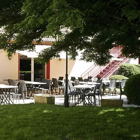 Mercure Hexagone Luxeuil-2