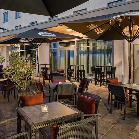 Ramada By Wyndham Essen-3