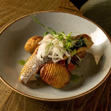 The Royal Oak Hotel, Welshpool - The Coaching Inn Group-2